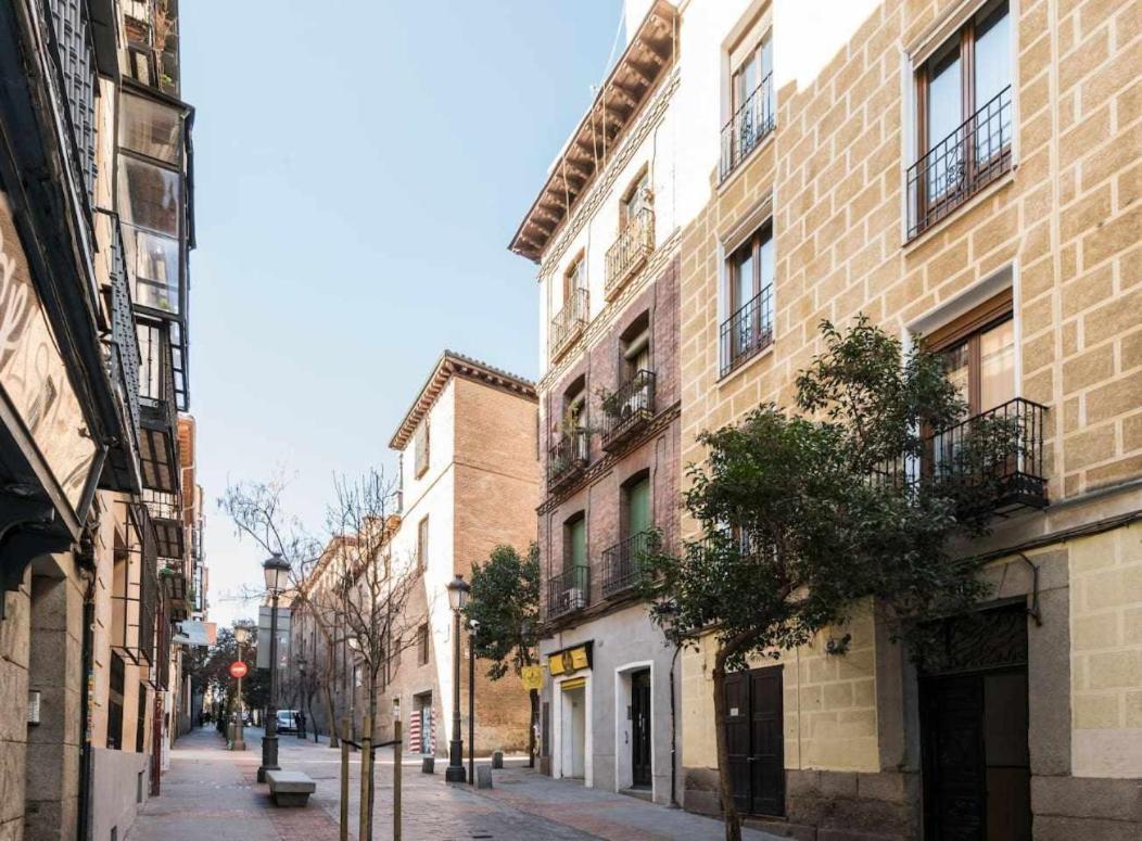 Calle Huertas Coqueto By Regalatemadrid Eksteriør billede